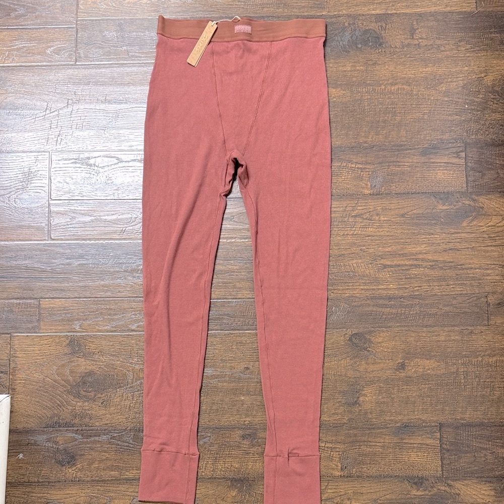 SKIMS Cotton Rib Leggings size Large Redwood color - Picture 3 of 6